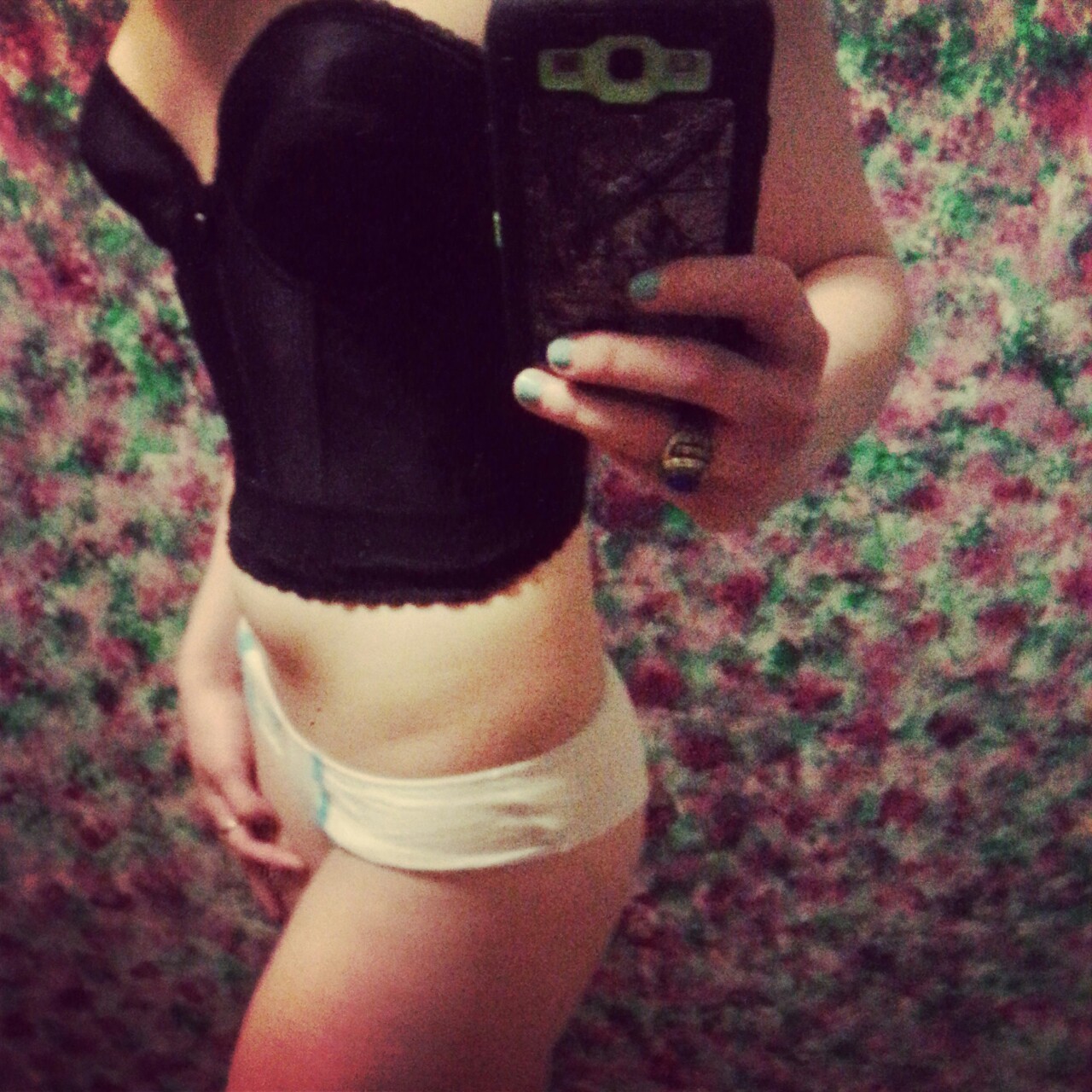 fantabulouloren:  Well, I was dared to post me, so I couldn’t puss out …… and