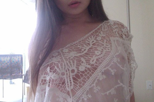 funnyb3ar:  selena gomez 