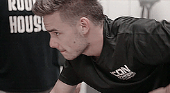 louiswtomlinrson: @Real_Liam_Payne: I feel so old with all these sayings like “ship”