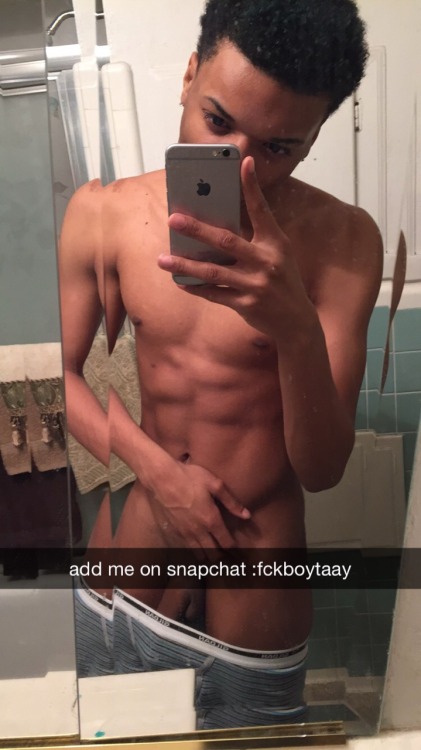 fckboiii:  add me