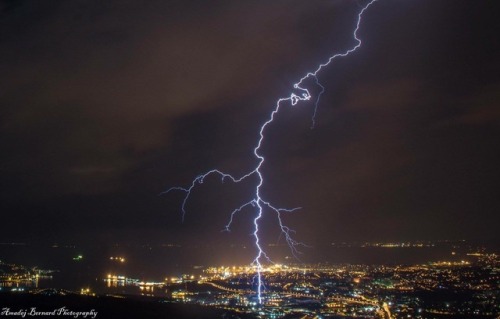 Amazing lightning over Trieste, Italy captured by photographer Amadej Bernard.