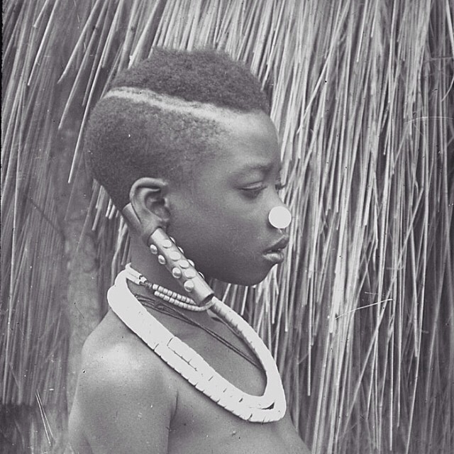 anotherafrica:‘Baluba girl, Lasambo, Belgian Congo’ photograph taken by Judge