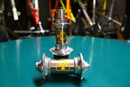 vintagemtb: Classic. Some parts are just always cool. Shimano M732 XT, Ringle QR’s, Nuke Proof Titan