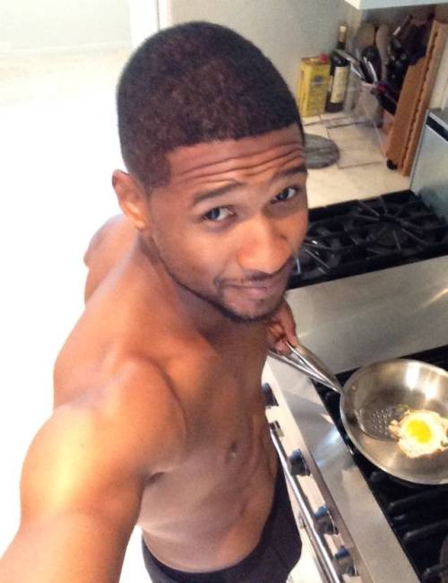 Porn photo adam3838:  Usher…. U can cook for me anytime !!!