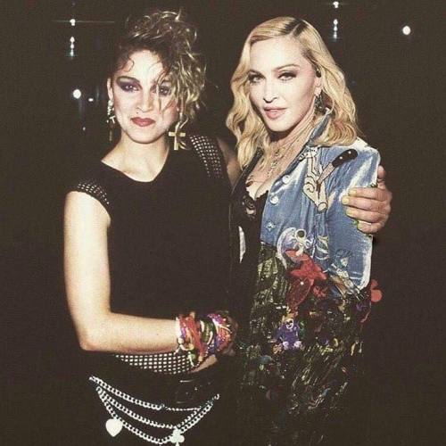 2manymind:  delightedobserverintraining:  roadies-mystery-tour:  chocolateharmonyperson:  awesome!   🎵🙌🎵  💖  Legends 🔥 
