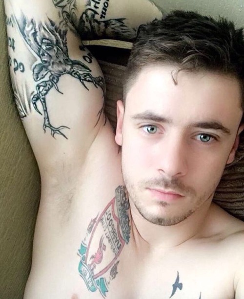 ukladintouklads: markmarknew45:Lambert sucking cock Love this Brit lad, need more! Where do I find s