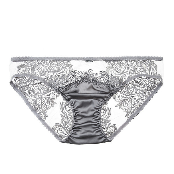thelingerieaddict:  runningwithelijah:  thelingerieaddict:  Fleur of England Heiress