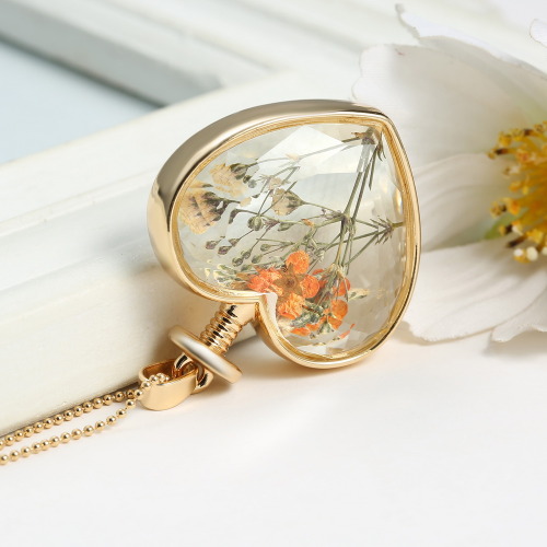 shushgoaway:  flower-whisper:  These flower charms pendant necklace are the perfect gift for family,