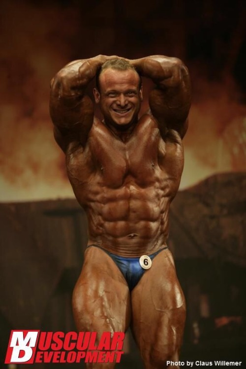 muscleaddictza:  Oleg Emelyanov.