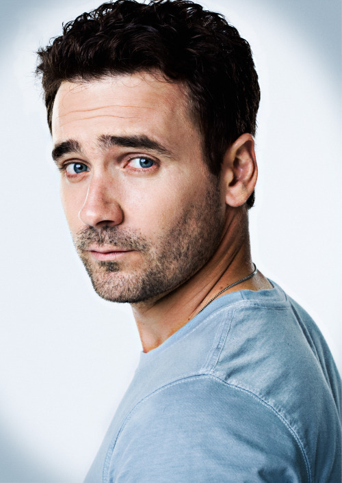 katiestkid:  More people need to know about this sexy man  (also Republic of Doyle