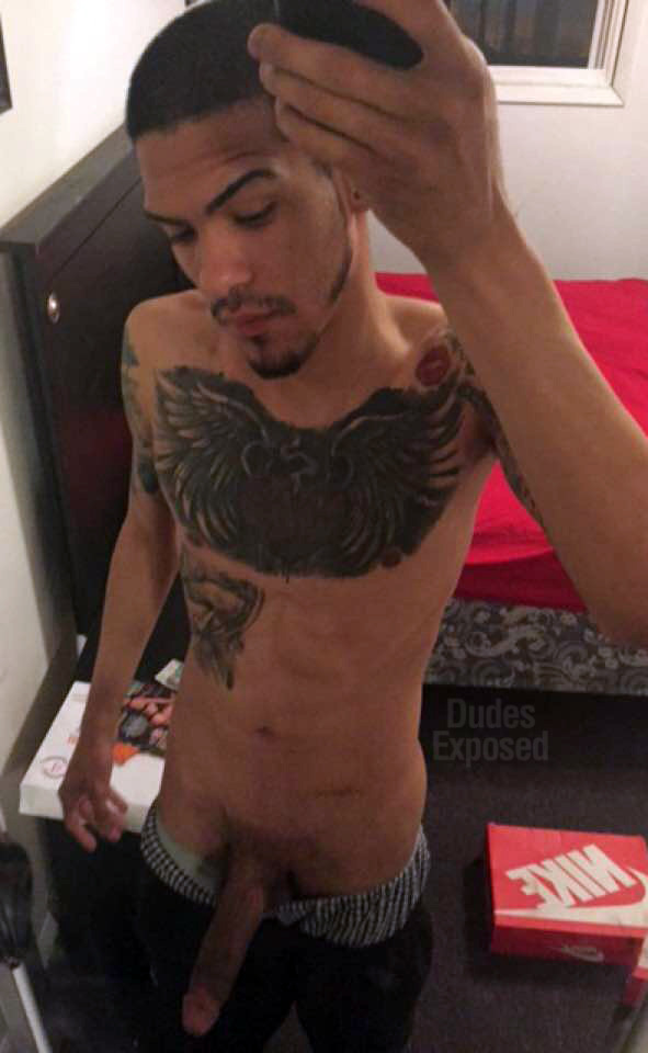 betoslatinmen: Beto’s Corner https://betoslatinmen.tumblr.com/   Sexy Daddy!😛