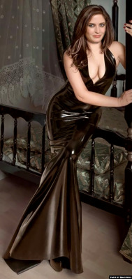 celebsinlatex:   Eva Green  in llatex