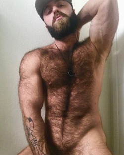 sweatyhairylickable:  http://sweatyhairylickable.tumblr.com for more hairy sweaty dudes!  