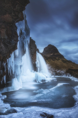 captvinvanity:    Mysteries   |   Daniel Herr   