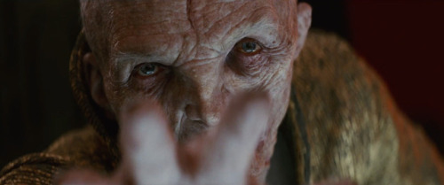 The close ups of Star Wars: The Last Jedi from the new trailer.