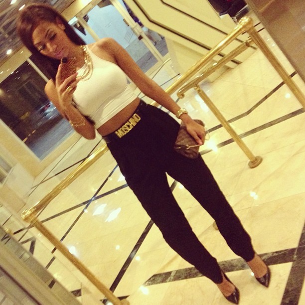 golddiggerr:   belizean-fashionista   http://instagram.com/Msivana_
