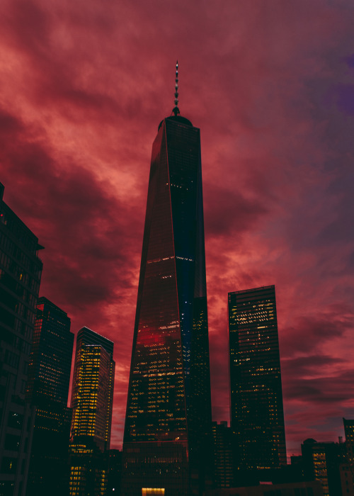 ryanhague:An insane NYC sunset, captured in a single night on 8/11/15.