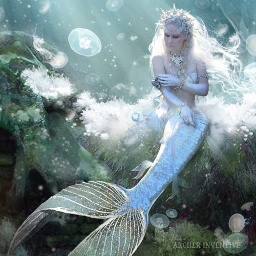 ‍♀️ MerMay Post! ‍♀️This image comes from a time when I still had white hair, and before I knew abou
