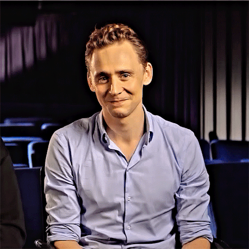 fluturojdallandyshia:‘Thor: The Dark World’ Gag Reel: The God Of Blunder - MTV