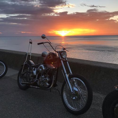 お盆DAY5 暑いからSunset Run^o^ とラー活楽しかった〜♪ #shovel #shovelheadsforever#shovelhead #shovelheads#ショベルヘッド