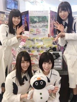 sakamichipost46:  けやき坂46 × 走り出す瞬間 × おみせまわり欅坂46@keyakizaka46 2018.06.19 20:31https://twitter.com/keyakizaka46/status/1009035917619630083 他潮紗理菜 × 東村芽依 × 富田鈴花 × 松田好花