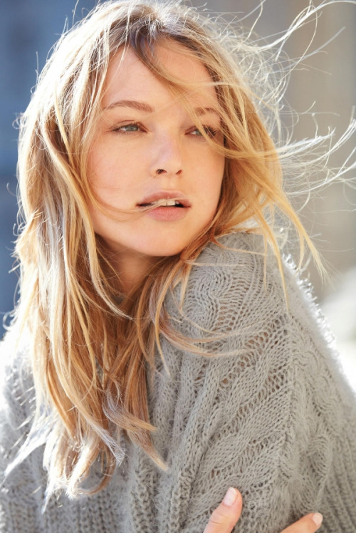 portraits-gracious-scoobydoooooo:lime99
