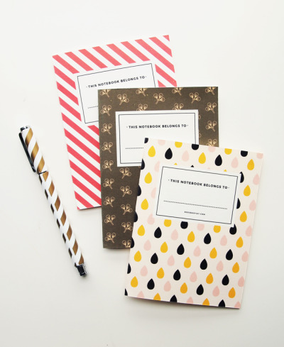 scissorsandthread:
“ Pocket Book | Design Is Yay
Whenever I’m out and about and really need a pen and piece of paper to write on, I can gaurantee that I will have a pen… but no paper. I used to carry post-its but they dissapeared, and they’re not...