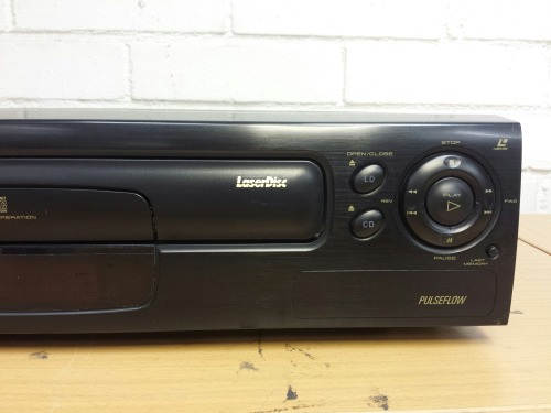 Pioneer CLD-S104 CD / CDV / Laser Disc Player, 1994