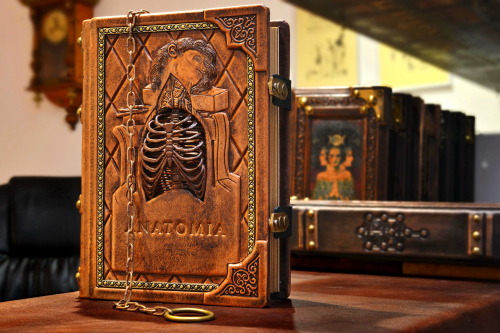 alexlibris-bookart: Soon in the shop… Anatomia. The book from top of our offer.