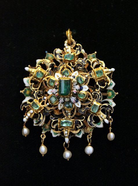 Hungarian, 17th century pendant.