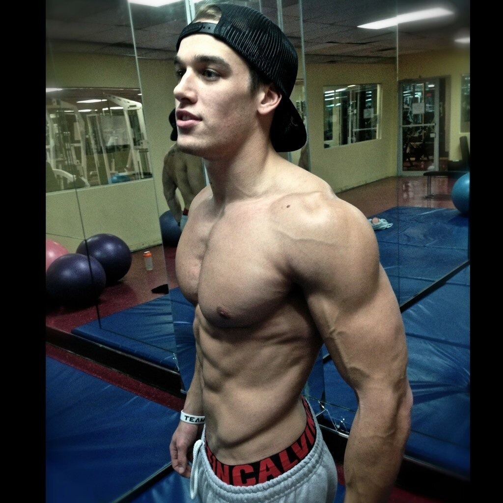 hunkdude:  #Marc_Fitt  #lean_muscle #hott   #gymbod   ||    #HunkFinder dudecurious: