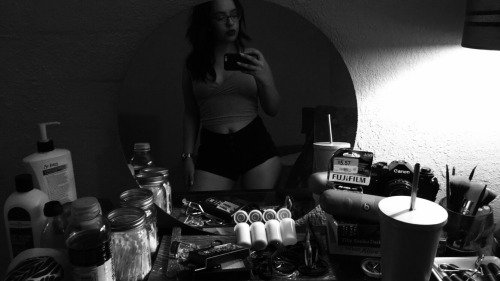 I rarely upload selfies but f it