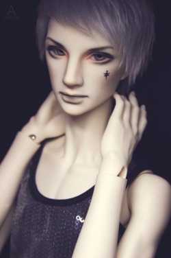 anfromb612:  My new Dollshe Aramis has arrived yesterday. He’s such a cutie *_*  Faceup did by me 