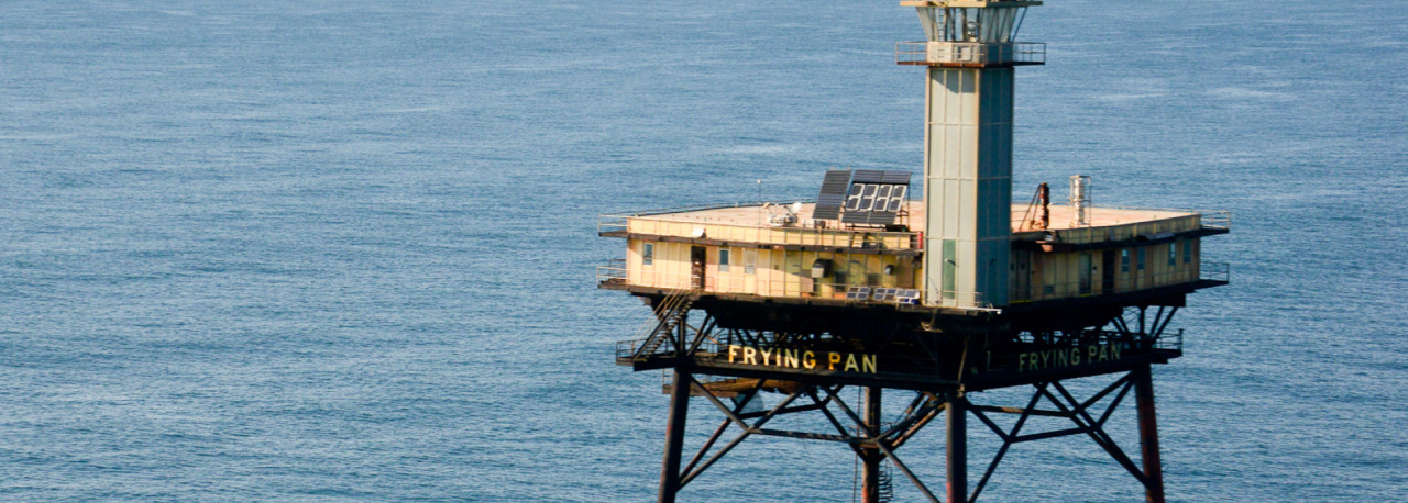 architectureofdoom:  orbitalpavilion: The Frying Pan Tower A former lighthouse off