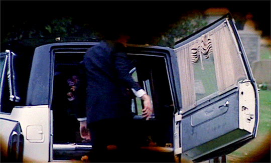 tumblr_ouc5kb84zN1s1v3r1o3_540.gif