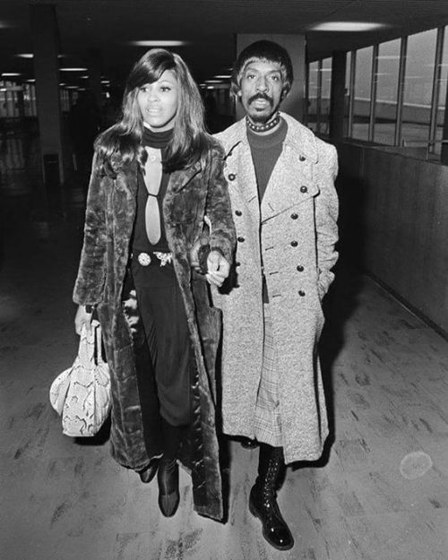 twixnmix: Ike and Tina Turner arriving at the airport in Amsterdam on January 28, 1971. 