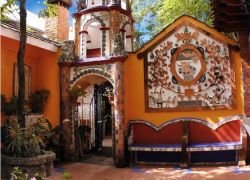 onlymexico:La Casa de los Arboles Este Hotel