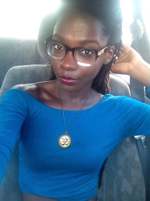 skinthecolorofloveitself:  chaoticmurder:  skinthecolorofloveitself:  Blue is so nice for our dark complexion.  Slayyyy ma slayyyy  Thank ya, beauty <3