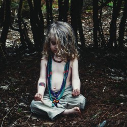 allthingssoulful:  ozonebabys-temple: All children should learn to meditate.