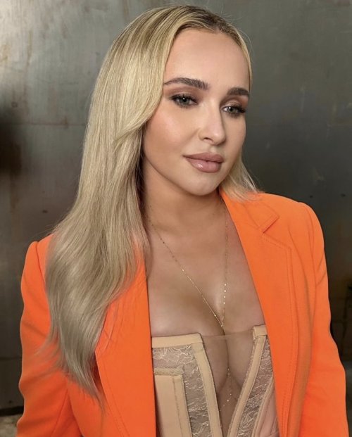 Porn photo geek-ramblings:Well ok then Miss Panettiere