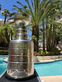 vintagevegas:The cup is in Vegas tonight!