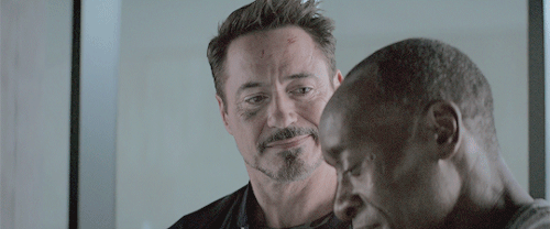 capntony:tony and his broken smiles in civil war