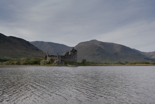 Kilchurn castle in spring