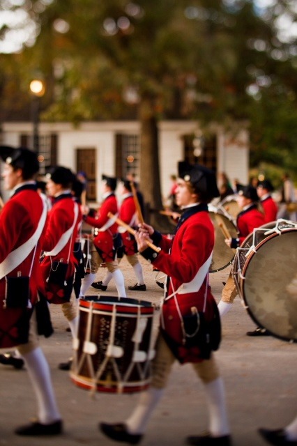 colonialwmsburg:  Learn about the Fifes and Drums, and 18th-century military marches.