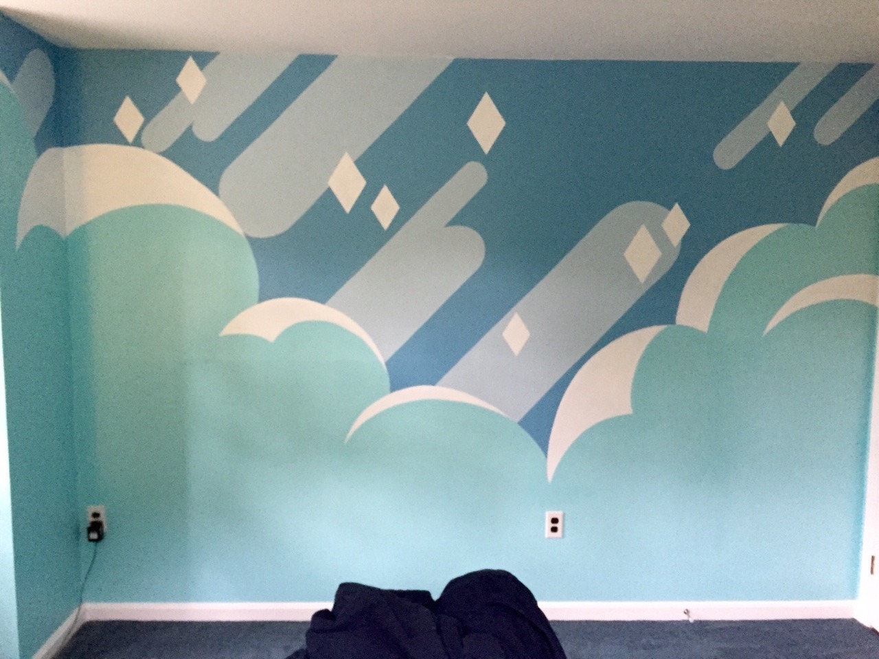 ask-crystal-gems:  tealdragon:  MY STEVEN UNIVERSE INSPIRED WALL IS DONE  Holy crap