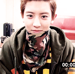 blondejongin:chanyeol having a staring competition with us
