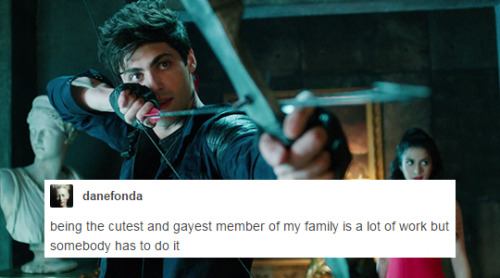 courfeyac:  flowerharry: alec lightwood + tumblr text posts  