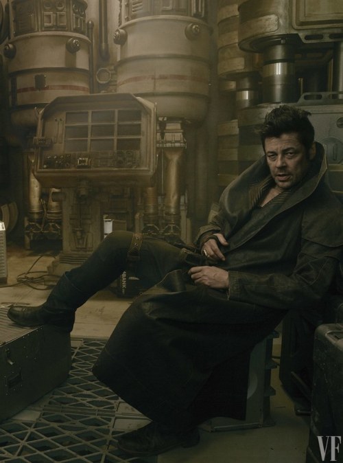 taisummer7: gameraboy:  Star Wars: The Last Jedi (2017), photography by Annie Leibovitz  🍃💋🍃 