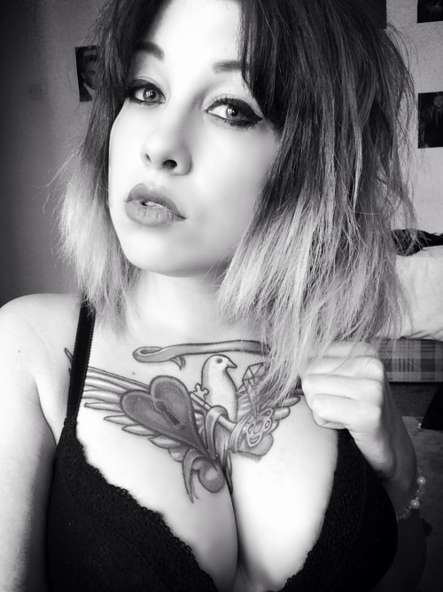 squiglet:  Black and white. 