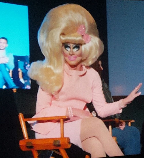Sex thorgyorgy:OMG Trixie Mattel is on the season pictures
